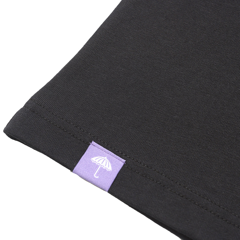 Helas Caps Brush T-shirt label