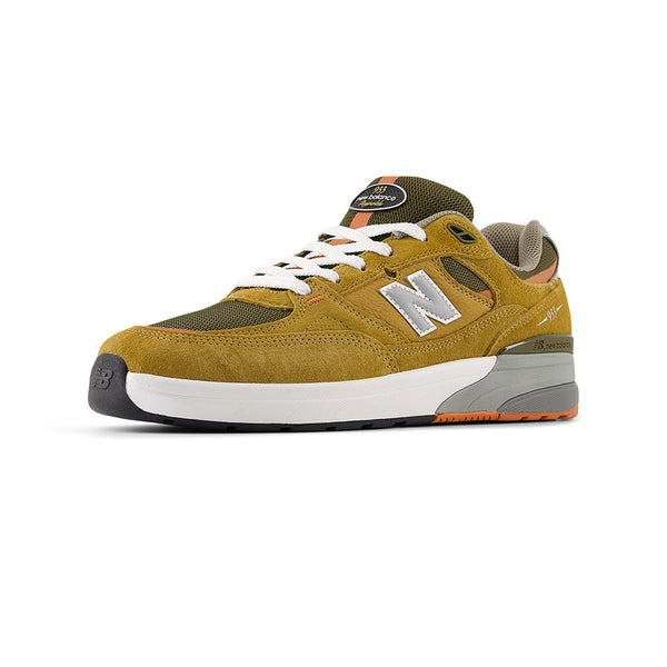 NB Numeric Andrew Reynolds 933 Camel Dark Brown
