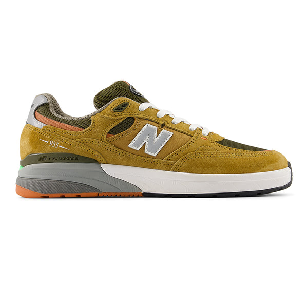 NB Numeric Andrew Reynolds 933 Camel Dark Brown