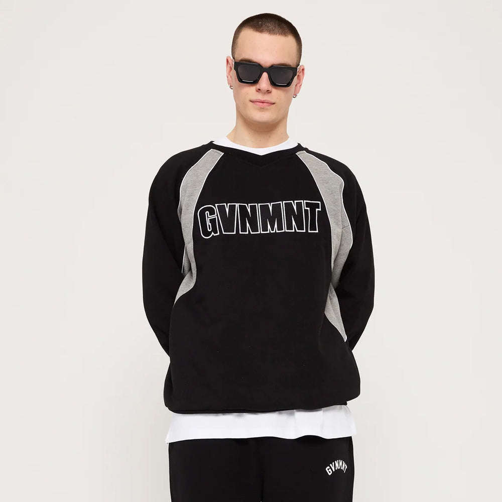 GVNMNT 2 Tone Panel track top model