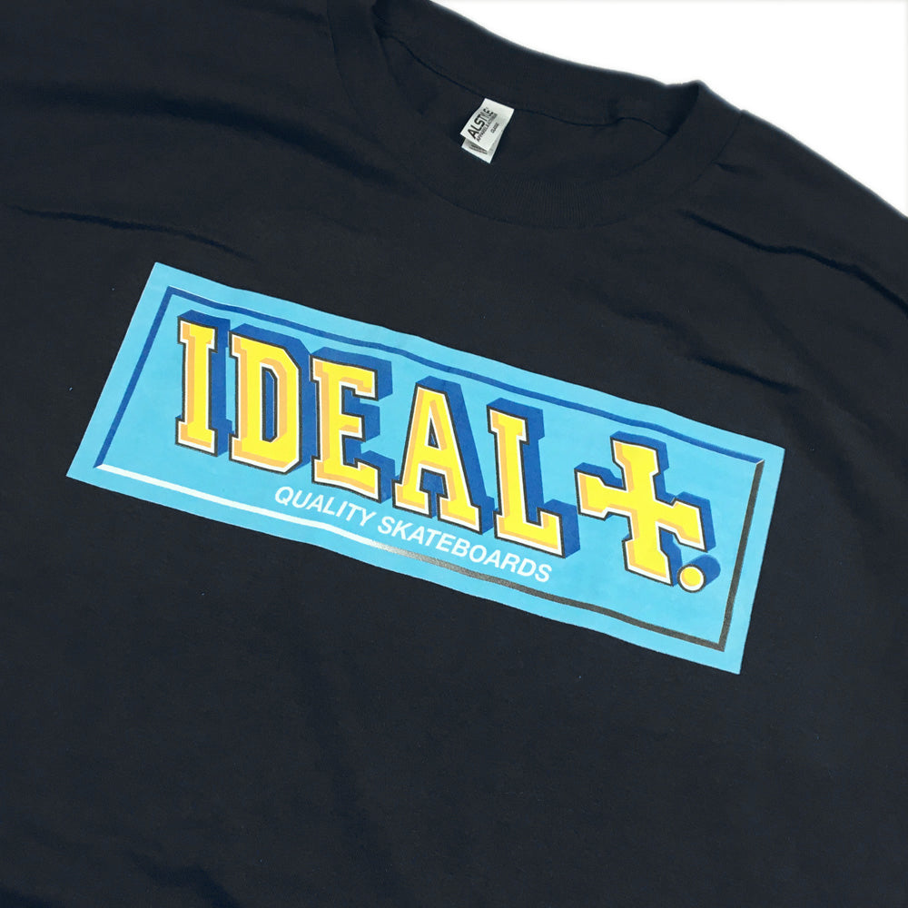 Ideal Papers T-shirt detail